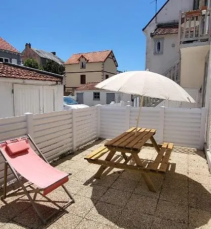 Plein Centre La Baule, Apt Avec Terrasse Apartamento *